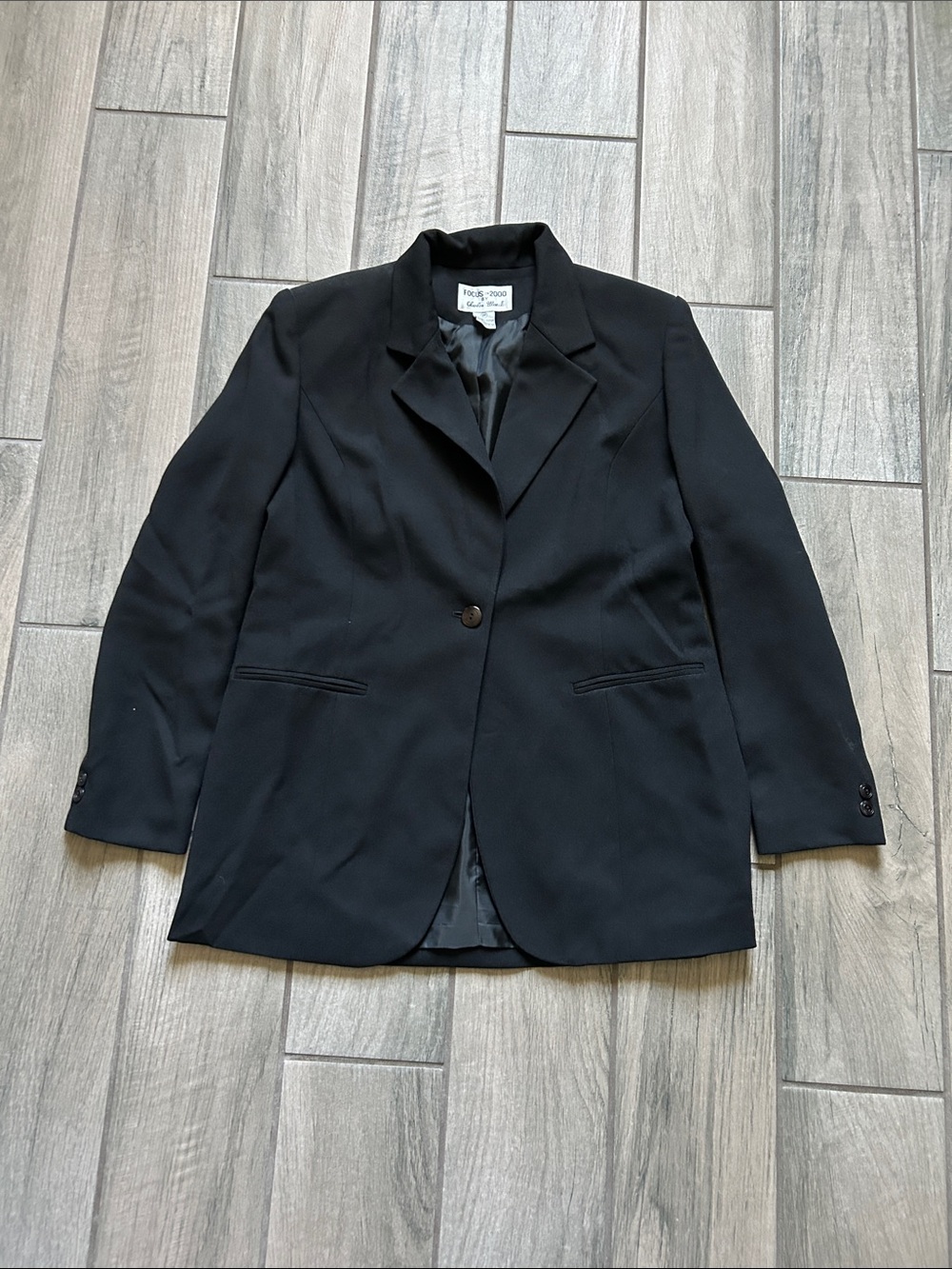 Focus 2000 Black Single-Button Women's Blazer
